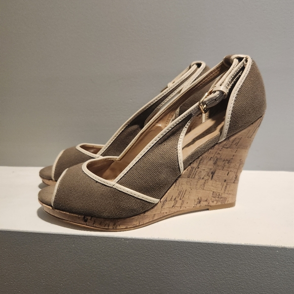 Vintage Ann Taylor Wedges - Picture 1 of 6